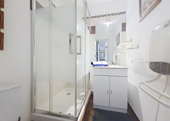 Les Flamants Roses By Interhome Appartement Fréjus