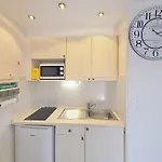 Les Flamants Roses By Interhome Lägenhet Fréjus