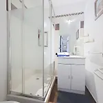 Les Flamants Roses By Interhome Lägenhet Fréjus