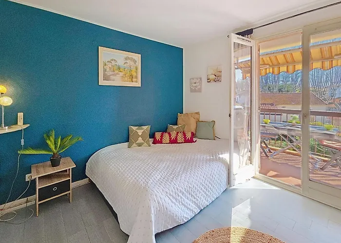 Les Flamants Roses By Interhome Apartment