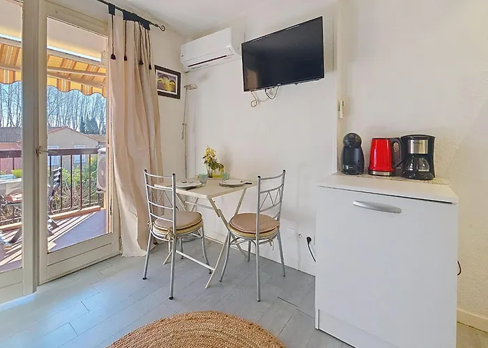Les Flamants Roses By Interhome Apartment