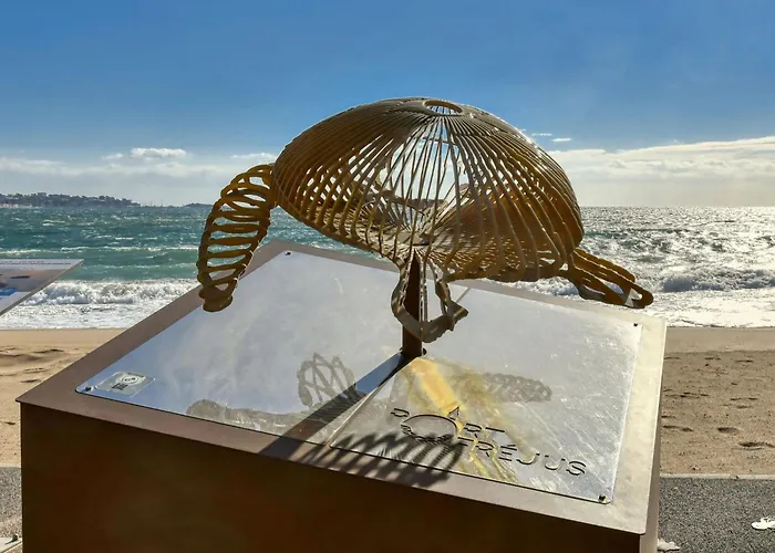 Les Flamants Roses By Interhome Frejus